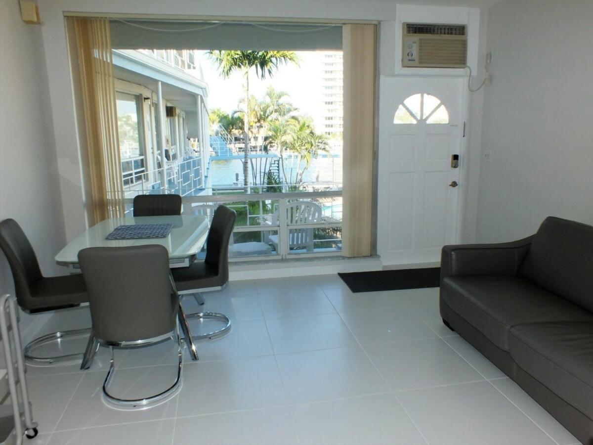 Holiday Isle Yacht Club Fort Lauderdale Room photo