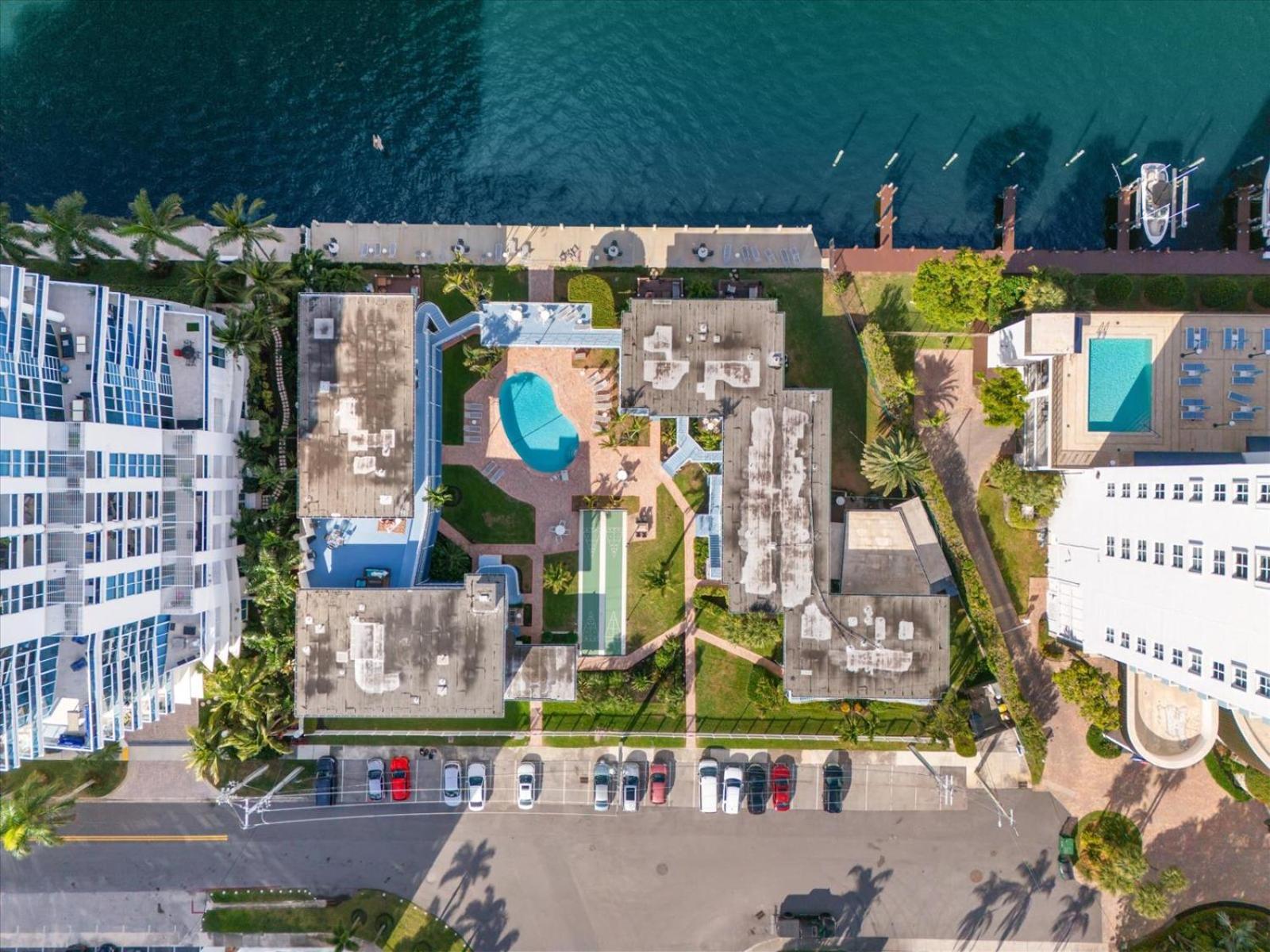 Holiday Isle Yacht Club Fort Lauderdale Exterior photo